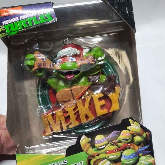 NIB TMNT Mickey with Santa hat 2017 Collector Ornament - Picture 1 of 5